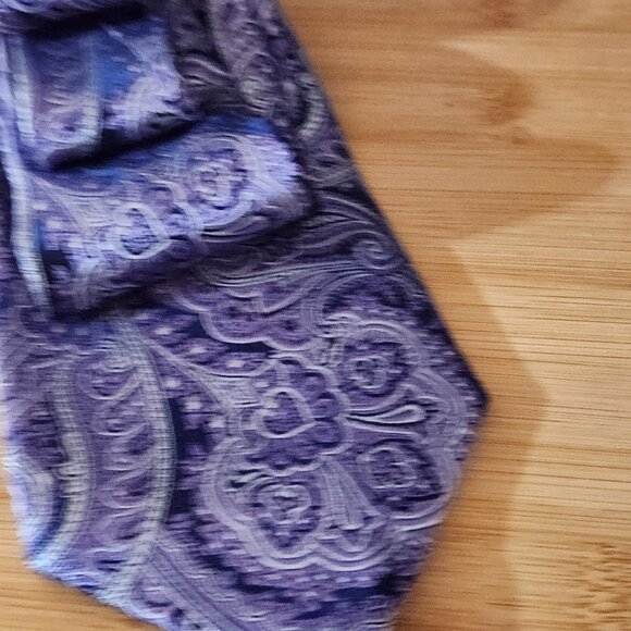 Hand Crafted Necktie Necklace with vintage Floral Brooch and Pearls Purple White - Picture 3 of 12